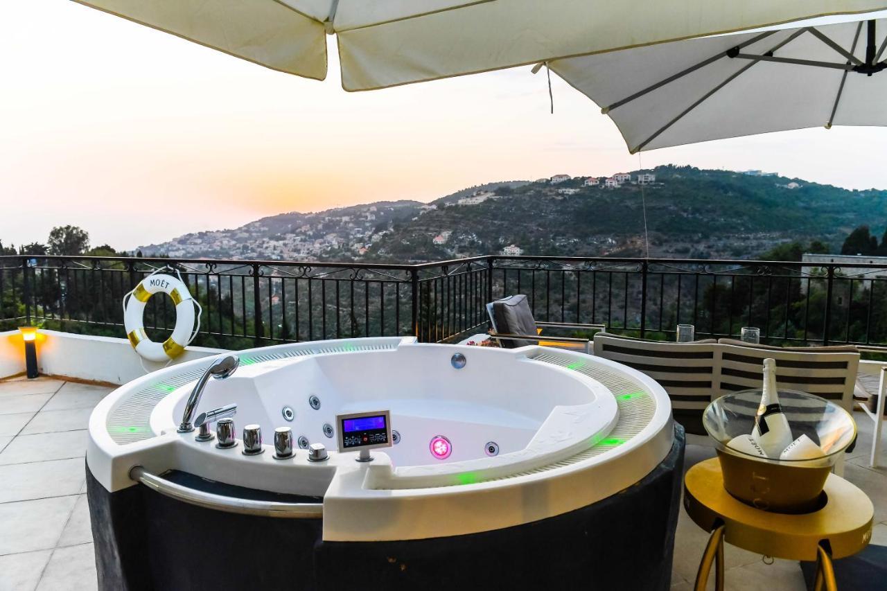 Hotel Beit Lebbos Beit ed-Din Exterior foto