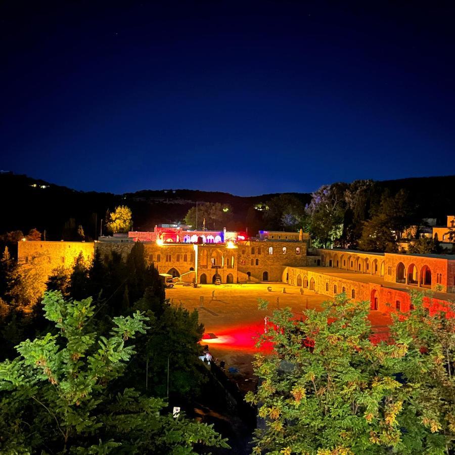 Hotel Beit Lebbos Beit ed-Din Exterior foto