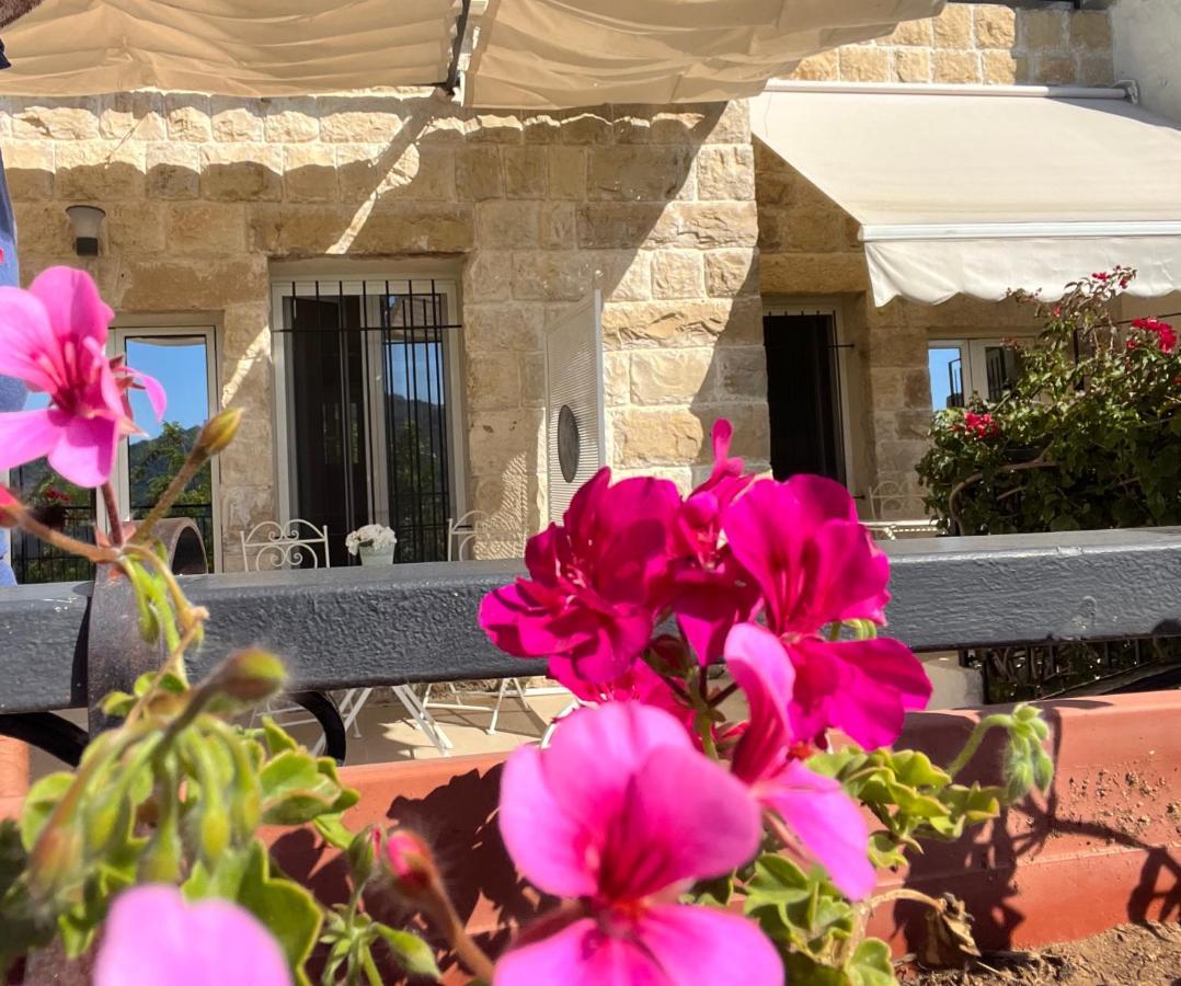 Hotel Beit Lebbos Beit ed-Din Exterior foto